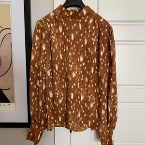 Express Blouse Size Medium